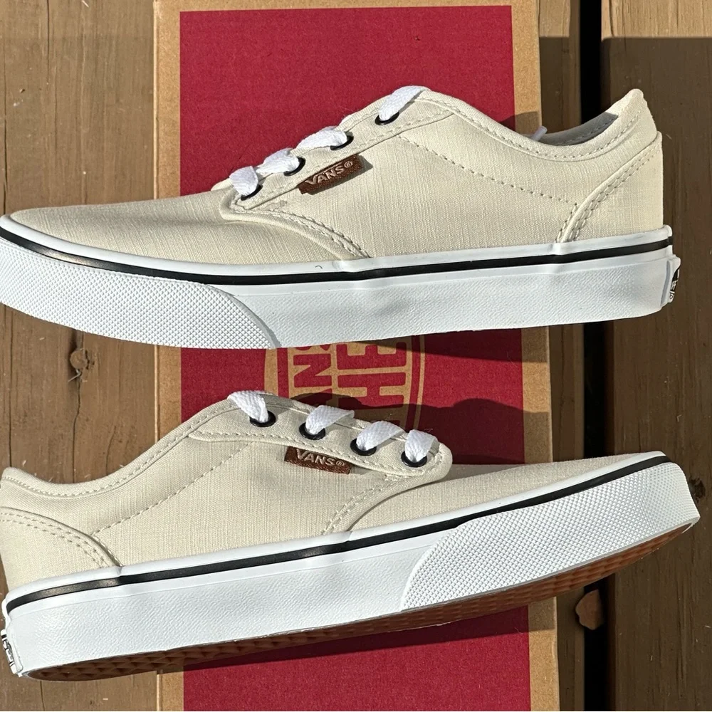 Vans Youth Unisex Atwood Casual Sneakers Beige Canvas Sizes 11K 12K 1Y 4Y 5Y NEW